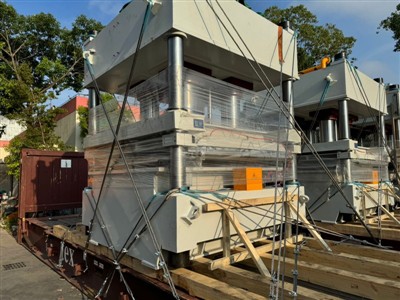 Παράδοση υδραυλικής πρέσας κοπής 600 τόνων στην Κορέα